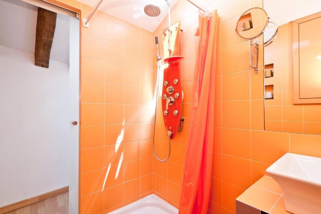 Hortaleza 72 Buhardilla En Chueca Apartamento Madrid