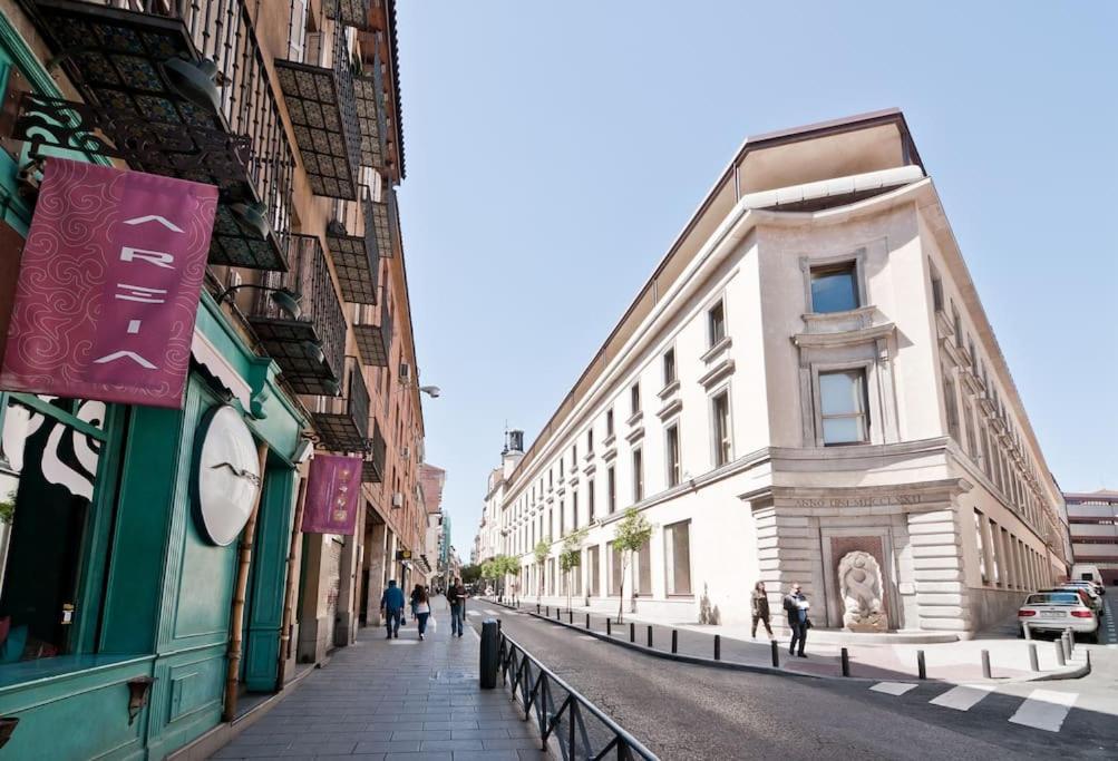 Apartamento Hortaleza 72 Buhardilla En Chueca Madrid