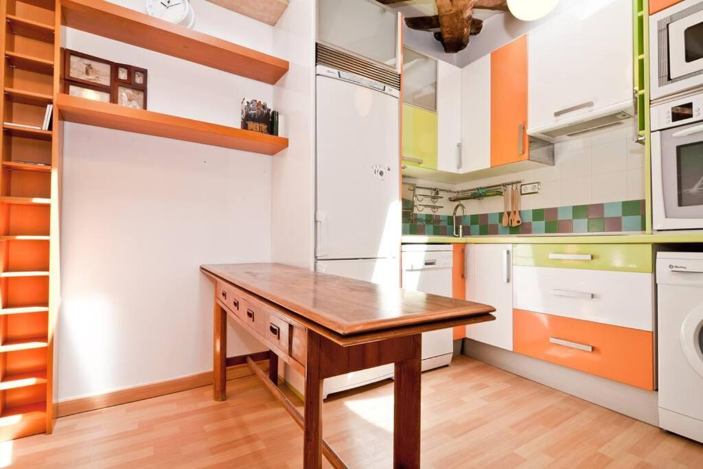 Hortaleza 72 Buhardilla En Chueca Apartamento *